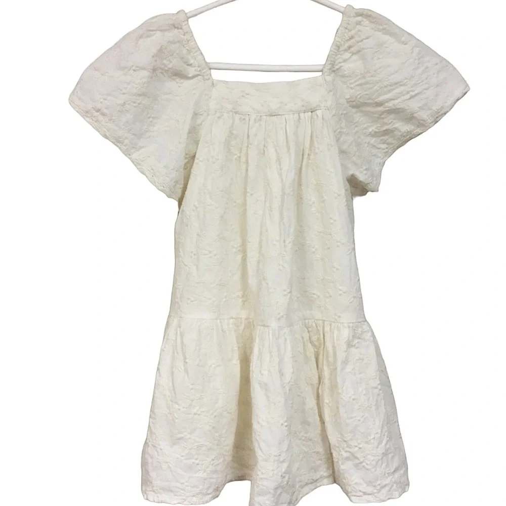 ZARA sz 2 - 3 Yrs Dress Tone on Tone Short Sleeves Square Neck Embroidery Cream